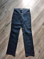 Neuwertige Jeanshose von BRAX W27 L32 Gr. S/36 Niedersachsen - Osterholz-Scharmbeck Vorschau