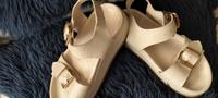 Inuovo leder sandalen sommerschuhe sandaletten gr.39neu Sachsen - Freital Vorschau