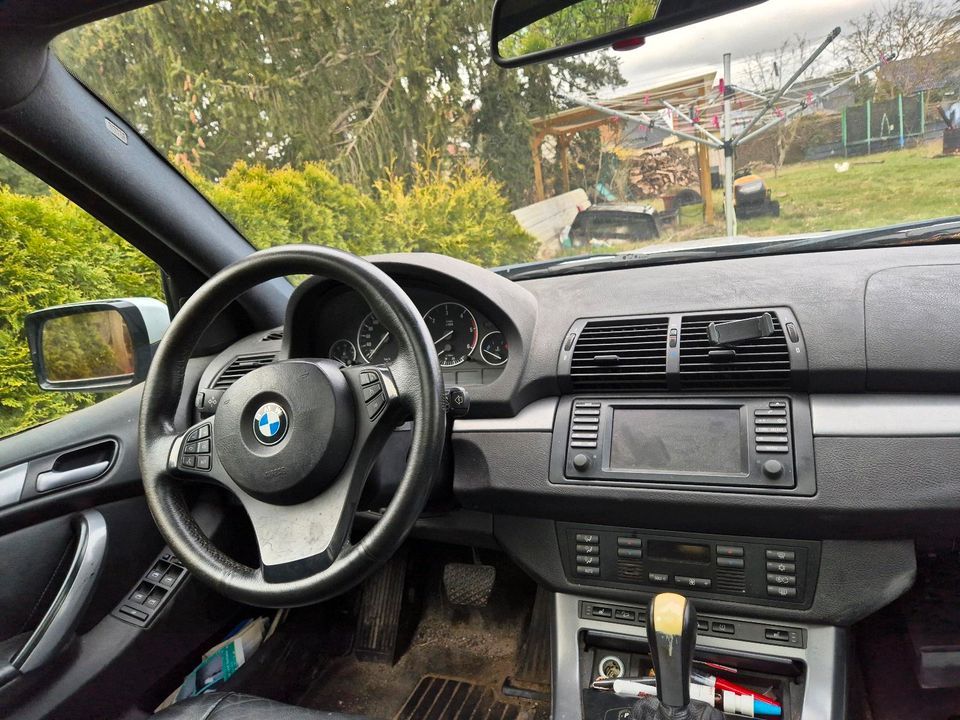 Auto BMW X5 in Wusterwitz