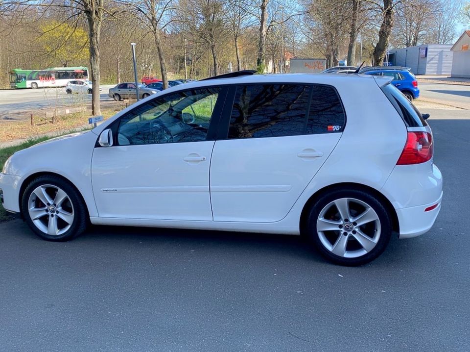 Verkaufe mein VW Golf 5 GT Sport inkl. Reifen in Alfeld (Leine)