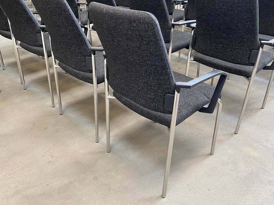 130 Interstuhl Besucher Stühle Design Stapelstühle Konferenzstuhl in Norderstedt