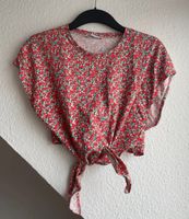 Zara Crop Bauchfreies Shirt T-Shirt Oberteil Flower Blumen Print Dresden - Striesen-Ost Vorschau