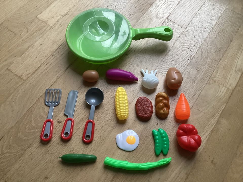 Spielküche, Kochen, Braten, Kochset mit Pfanne, Spiel für Kinder in Leipzig