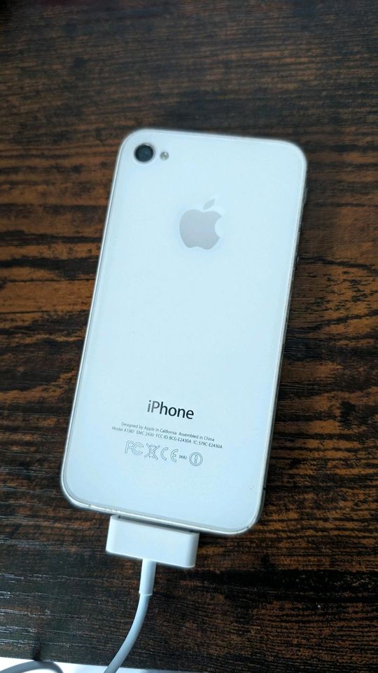 Apple iPhone SE, 2x iPhone 6s, iPhone 4s defekt in Bochum