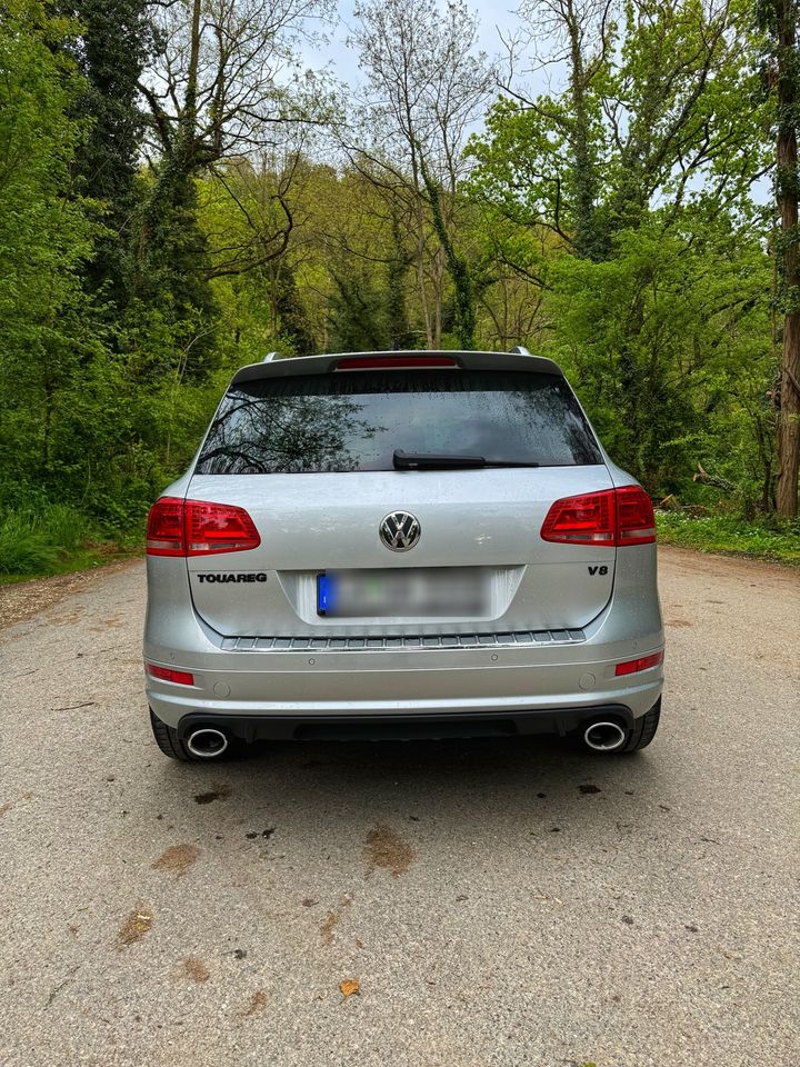 Volkswagen Touareg R-line 4.2tdi V8 3.5t in Efringen-Kirchen
