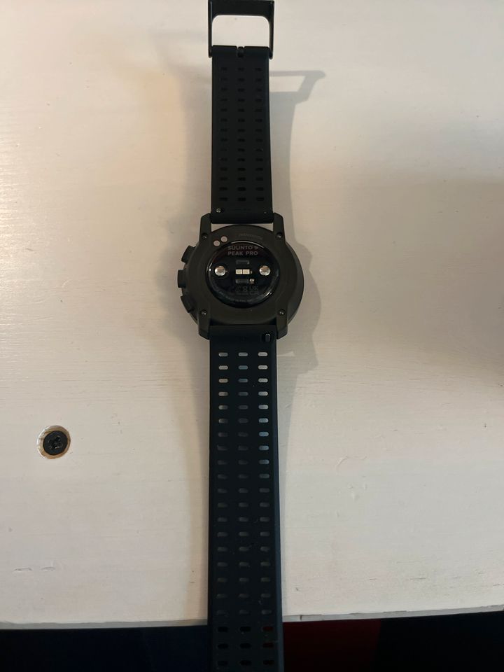 Smartwatch SUUNTO 9 PEAK Pro in Braunschweig