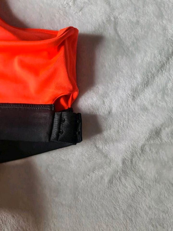 Puma Bustier Neue Sport BH Passt für L/XL Fasching in Duisburg