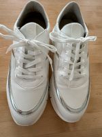 Tamaris Damen Sneaker in Weiß mit Silber und Gold abgesetzt .♦️ Hessen - Lollar Vorschau