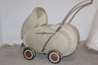 Alter Kinderwagen Sportwagen Korbkinderwagen original alt retro Hessen - Birkenau Vorschau