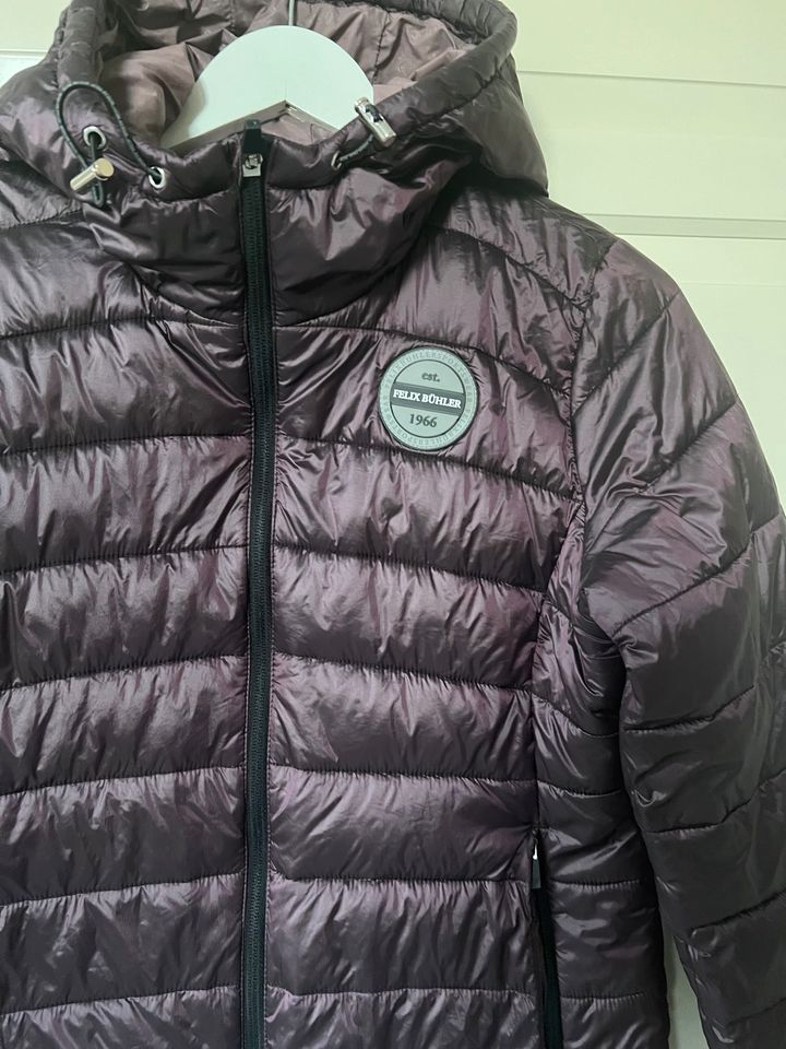 FELIX BÜHLER Jacke Gr. M Reitjacke violett Pufferjacke in Genthin