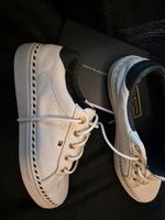 Damen-Sneaker Rheinland-Pfalz - Andernach Vorschau