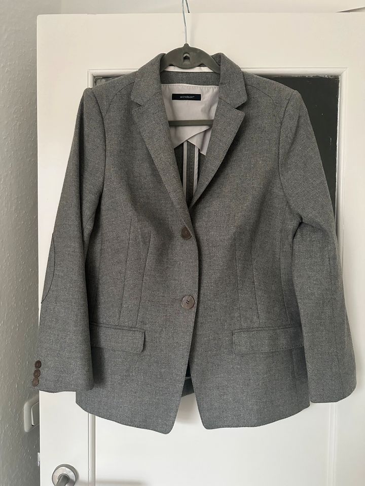 Windsor Blazer Wolle Cashmere 44 grau Kaschmir Damen Jacke in Hamburg