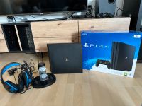 PlayStation 4 pro 1 Controller! Top Zustand Köln - Porz Vorschau