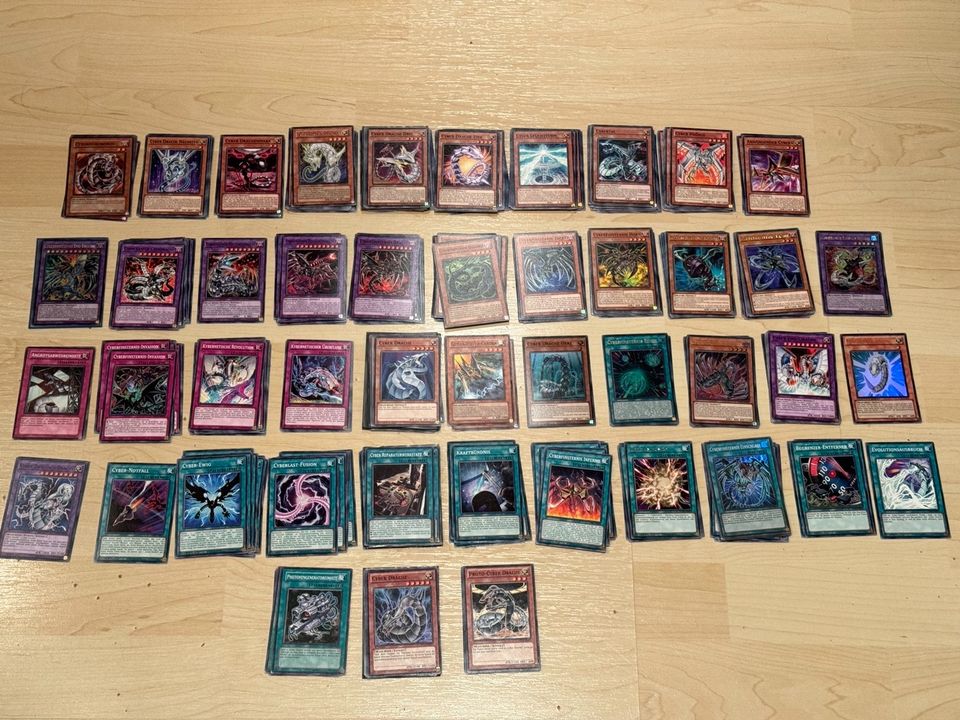 Yugioh Cyber Drachen Deck (100+ Karten) in Kronach