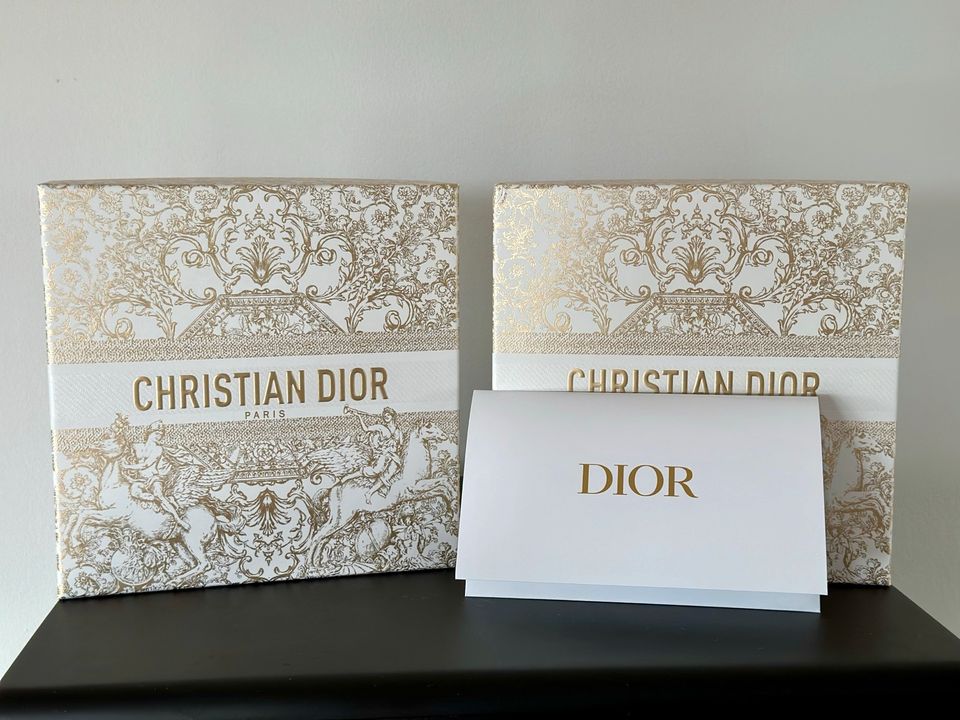 Dior Verpackungsbox gold weiß 2 Boxen + Umschlag in Worms