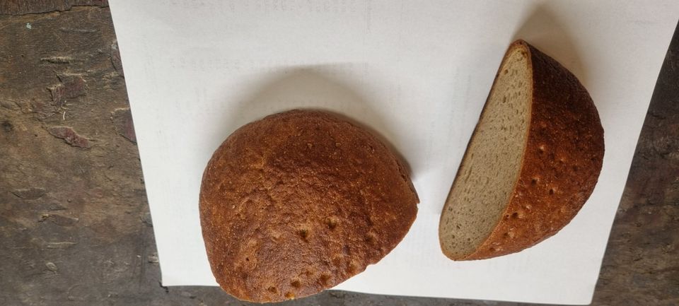 Altes Brot und Brötchen gesucht in Vierkirchen