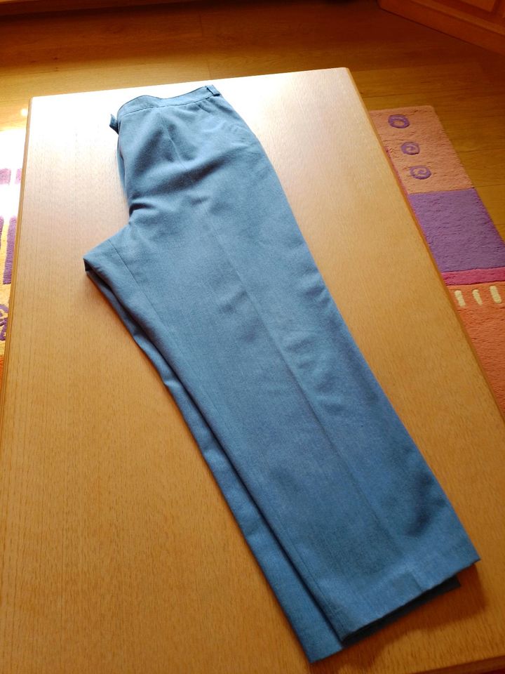 Damen Sommerhose, Größe 25, jeans  in Meckenheim