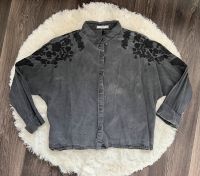 Mango Bluse L Stickerei Schwarz grau Hemd Nordrhein-Westfalen - Kamen Vorschau