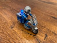 PLAYMOBIL 6876 Motorradstreife mit LED-Blinklicht München - Trudering-Riem Vorschau