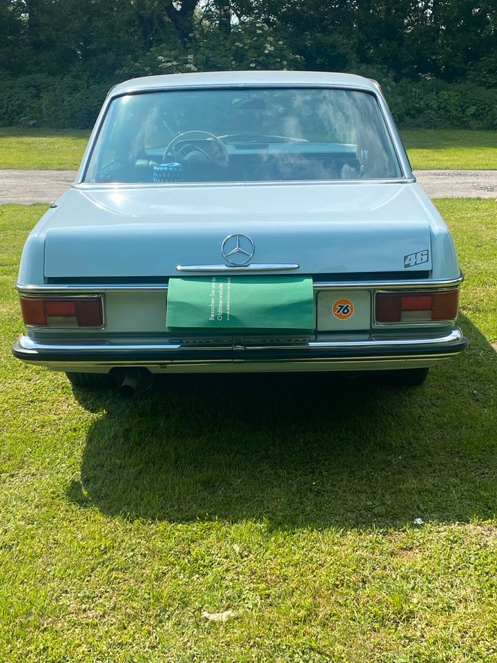 Mercedes Benz/ 8 230 Typ W 115 Oldtimer in Werne