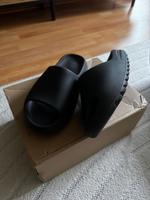 Yeezy Slide Beuel - Holzlar Vorschau