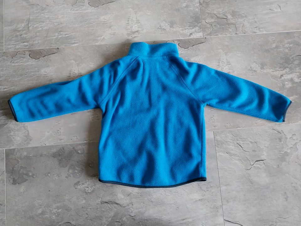 Fleecejacke Gr 98/104 zu verkaufen in Buchloe