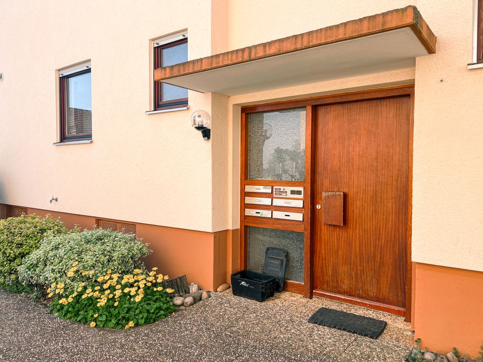 +++Ihr neues Zuhause mit Weitblick: 3-Zimmer-Dachgeschosswohnung mit Balkon und PKW-Stellplatz!+++ in Gäufelden