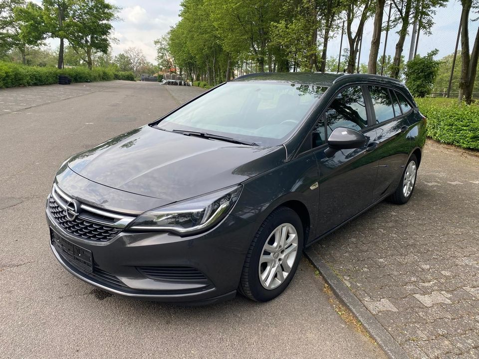 Opel Astra K Sports Tourer Edition Start/Stop in Wiesbaden