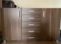 Schlafzimmer / Kleiderschrank und 2 Kommoden in Walnuss Nordrhein-Westfalen - Elsdorf Vorschau