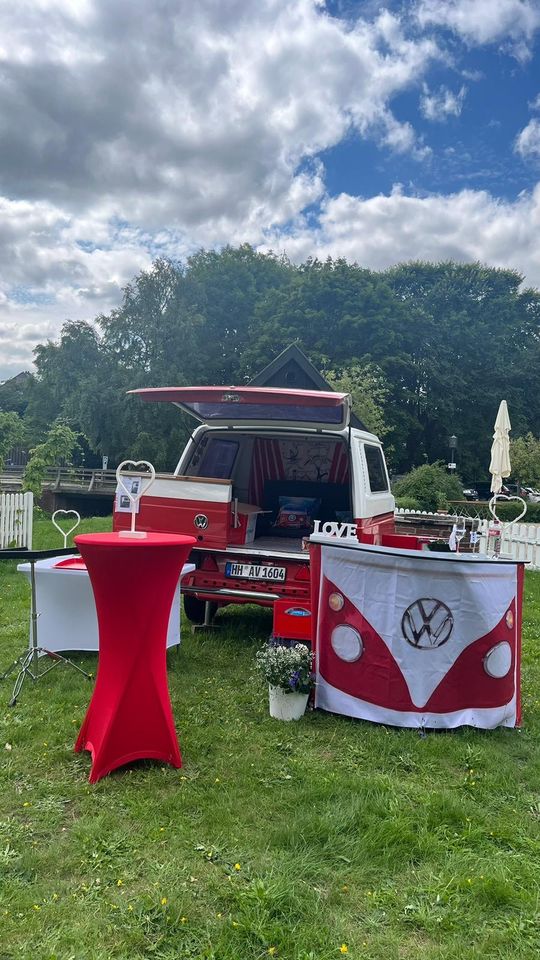 Sektbar Hochzeits-Sektempfang Standesamt Kirche VW-Bus-Bar in Hamburg