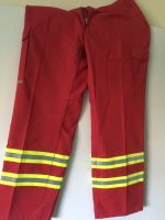 Einsatz-/Uniformhose Rettungs-/Sanitätsdienst, Größe 44,rot Nordrhein-Westfalen - Kerpen Vorschau