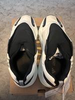 Adidas Yeezy YZY 700 MNVN Bonn - Endenich Vorschau