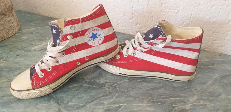 Converse Chucks in 41 Stars and Stripes in Duisburg