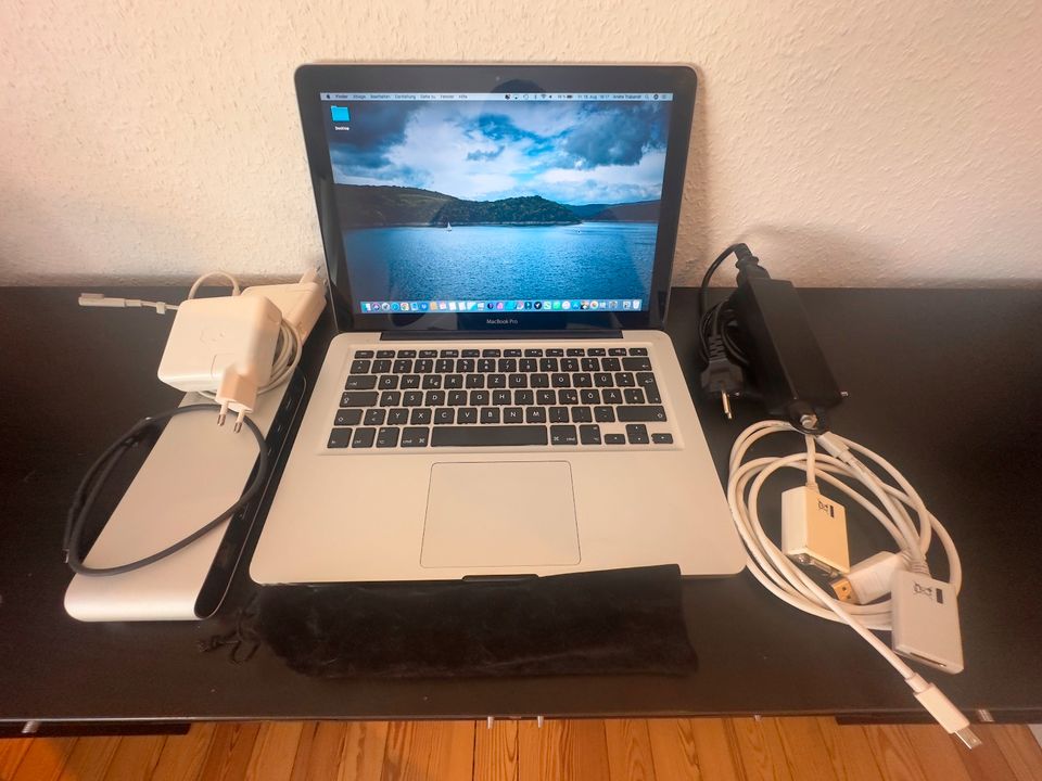 MacBook Pro 1 TB SSD 16GB RAM Docking Station neuer Akku Zubehör in Köln