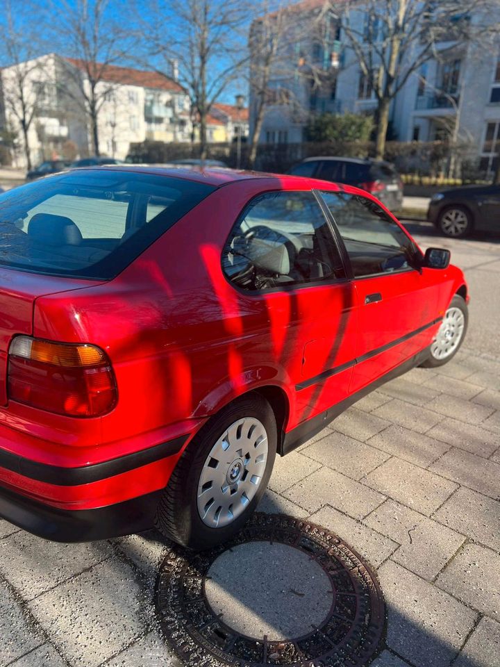 316i compact 67000 km 2 Hand in München