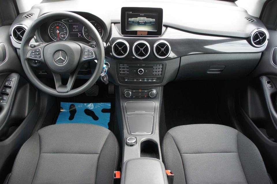 Mercedes-Benz B 180 7G-DCT Sports Tourer *LED*PDC*SHZ*KLIMA* in Dresden