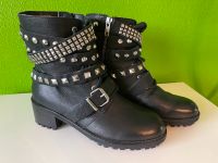 Zara Blogger Stiefeletten Gr. 36 schwarz nieten top silber Rheinland-Pfalz - Frohnhofen Vorschau