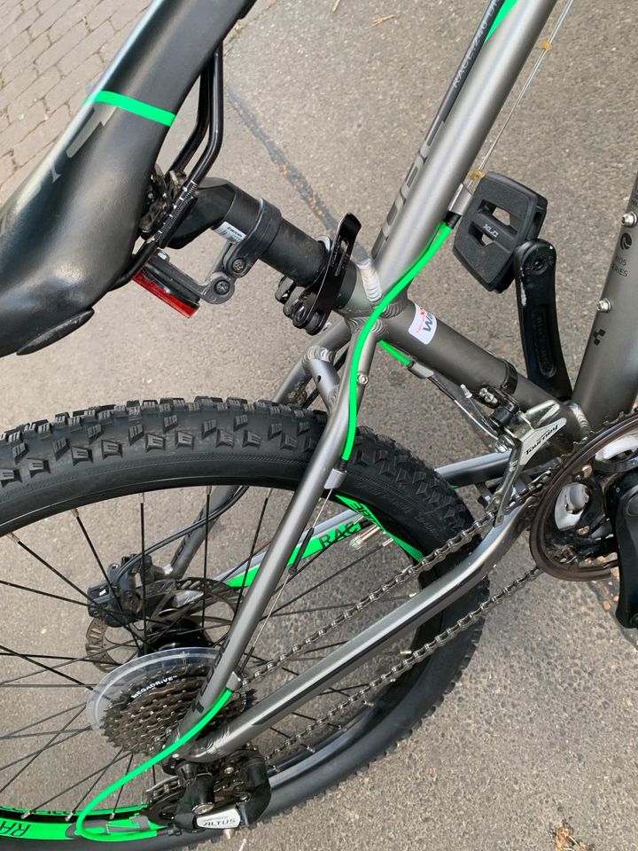 Cube 24 Zoll Disc, Scheibenbremsen Kinderfahrrad in Wolfschlugen