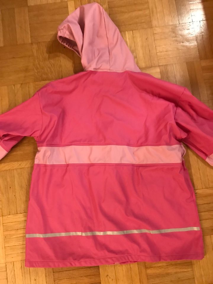 Regenjacke von Playshoes Gr. 140 in Hamburg