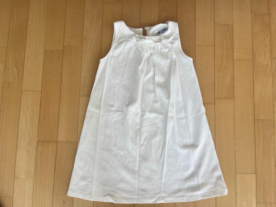 Wäschepaket Kleider 128 Ralph Lauren, Tommy Hilf., Jacadi, Petit1 in Meerbusch