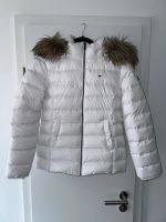 Tommy Hilfiger Winterjacke Gr. M Duisburg - Walsum Vorschau