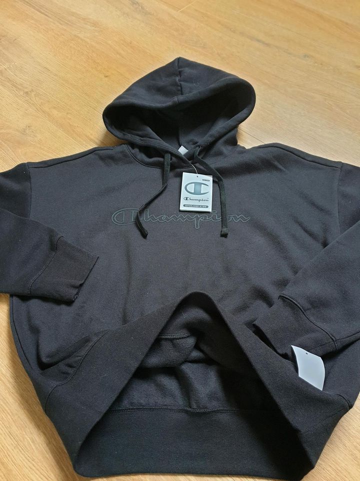 Champion Hoodie Kapuzenpullover neu mit Etikett Gr. M in Ahaus