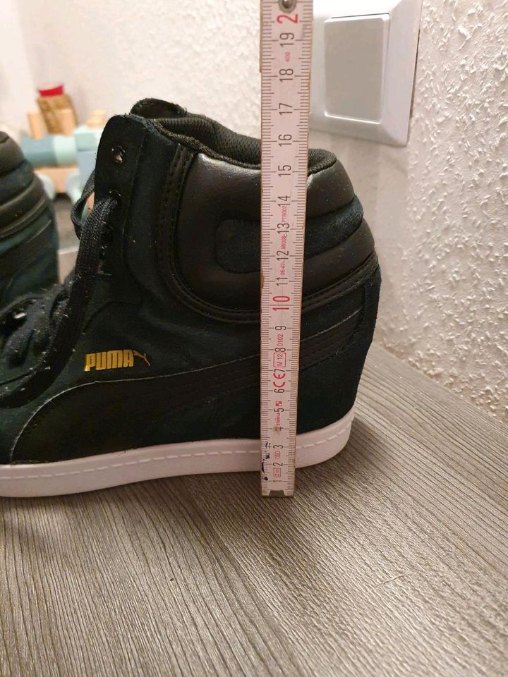 Puma Schuhe mit Keilabsatz gr. 41 in Untermaßfeld