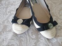 Ballerinas MICHAEL KORS Gr.37 Creme/Schwarz Sehr guter Zustand Dresden - Schönfeld-Weißig Vorschau