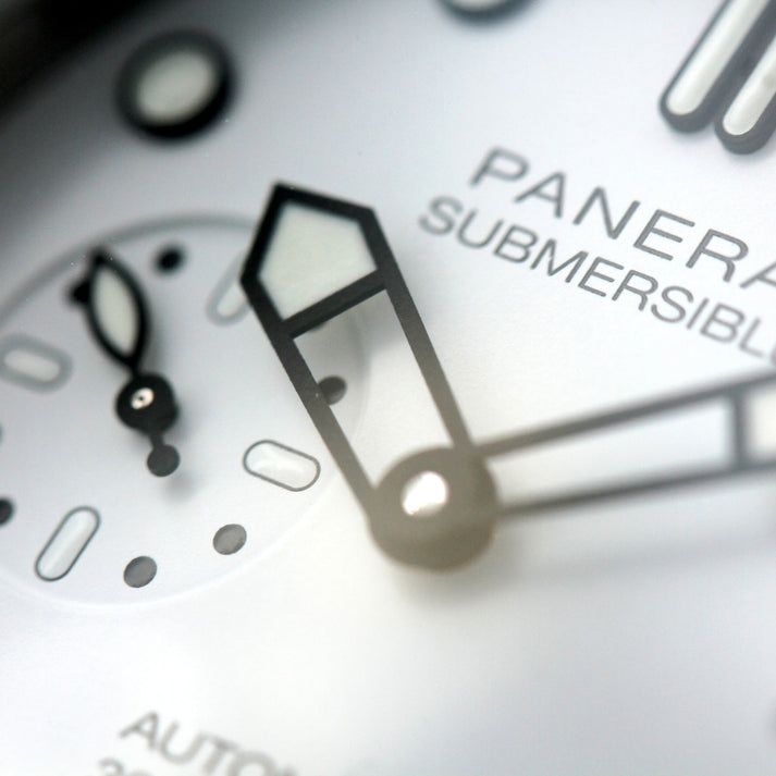 Panerai Submersible QuarantaQuattro Bianco, Ref. PAM01226 in Hamburg