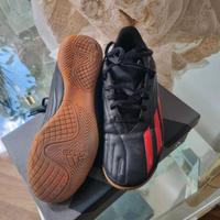 Adidas Hallen-Fußballschuhe-Schwarz/Rot Größe 39-40 München - Au-Haidhausen Vorschau