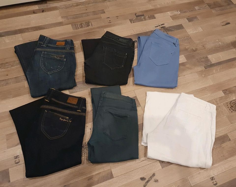 Kleiderpaket Gr. 36 / 38 Jeans Pullover Naketano Pepe Only in Dresden