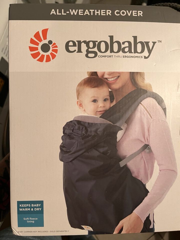 Babytrage von Ergobaby in grau + Wintercape in Neuhausen ob Eck