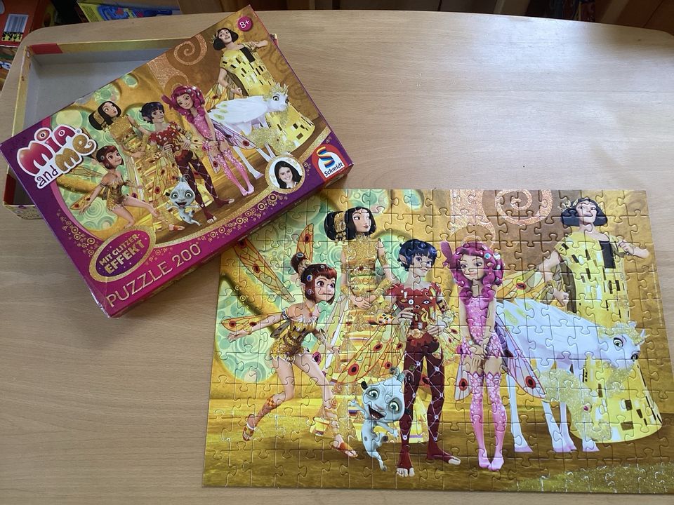 Mia and Me Puzzle Mia im Elfenpalast mit Onchao, Phuddle, Mia in Hoya