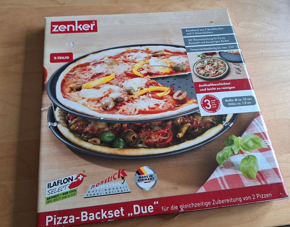 Doppel-Backblech für 2 Pizzen in Hasloh